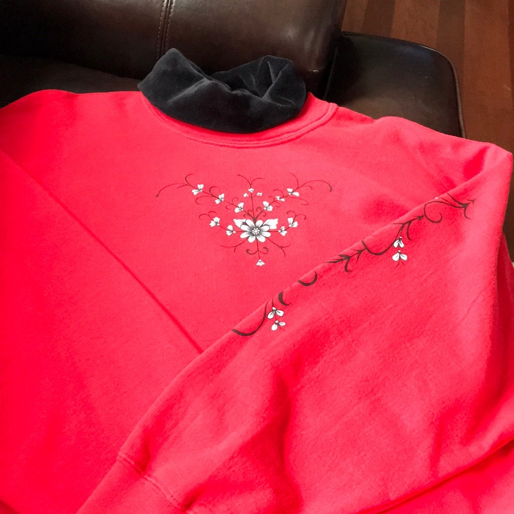 Sweatshirt